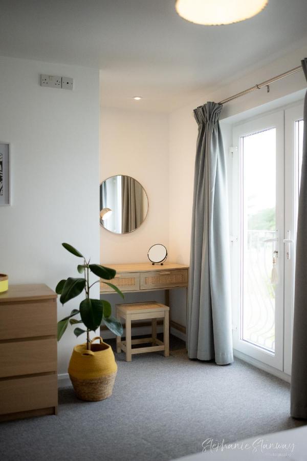 St Ives The Lookout, Modern Home From Home, Sleeps 5, With Private Parking & Outside Terrace מראה חיצוני תמונה