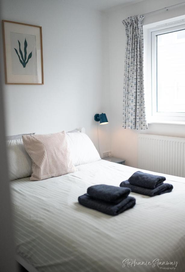 St Ives The Lookout, Modern Home From Home, Sleeps 5, With Private Parking & Outside Terrace מראה חיצוני תמונה