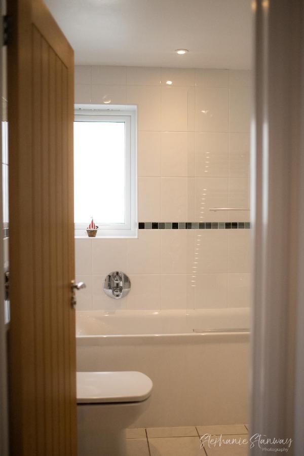St Ives The Lookout, Modern Home From Home, Sleeps 5, With Private Parking & Outside Terrace מראה חיצוני תמונה